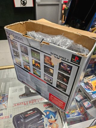 Lote PlayStation 1 con caja y mando y juego