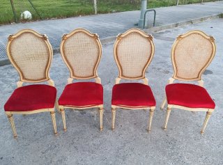 Juego de 4 Sillas Isabelinas Rojas y Doradas