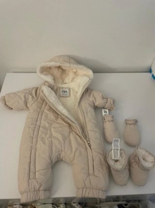 Buzo Zara bebé 0-3 meses