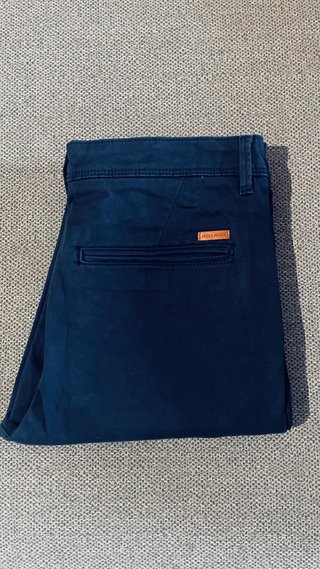 Pantalón chino Jack & Jones azul marino