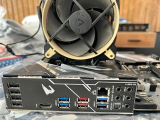 Placa Z390+ 16GB DDR4+I5 9600K