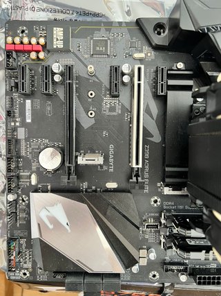 Placa Z390+ 16GB DDR4+I5 9600K