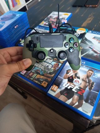Mando PS4 + 11 Juegos (FIFA 22, GTA V, UFC 2)