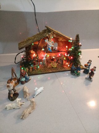 Presepe Natalizio con Luci