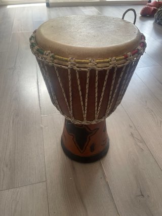Tambor africano artesanal exo a mano