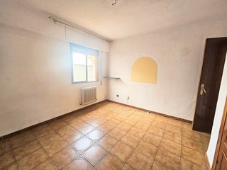 Piso en venta en Numancia en Madrid