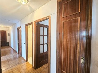 Piso en venta en Numancia en Madrid