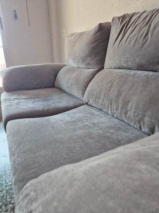 Sofá extensible gris tela