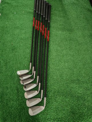 Conjunto de Ferros de Golfe PING G410