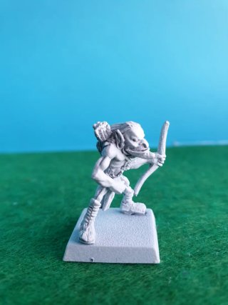 Arquero goblin de metal estilo Warhammer