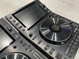 2x Denon DJ SC6000 ( 503739 / 503480 )