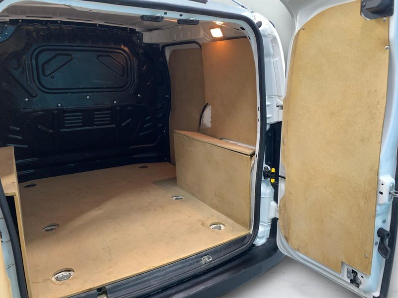 Fiat Fiorino 2021, foto 24