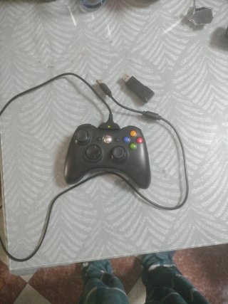 Mando Xbox 360 con cable y adaptador