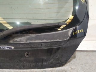 PORTON TRASERO FORD FIESTA (CNN) UGJC
