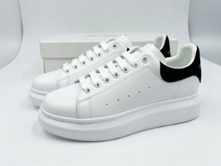 Alexander McQueen Oversized Sneakers Blanco
