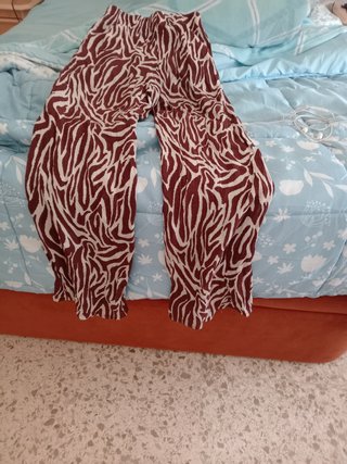 Pantalones anchos estampado cebra