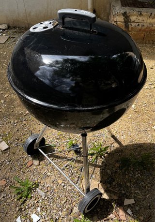 Barbacoa Weber Classic Kettle 57cm Negra