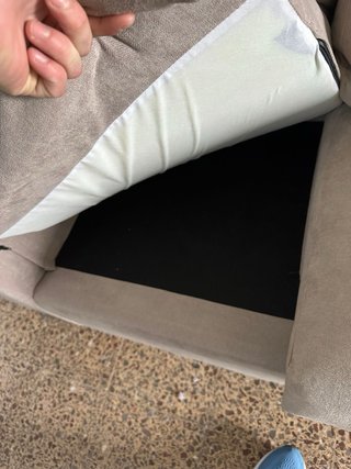 2 SOFÁ DE 2 PLAZAS CADA, MUY CÓMODO – COMO NUEVO