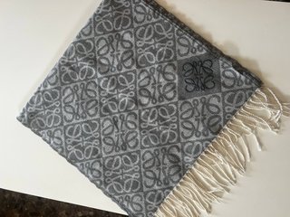 Fular Loewe Gris