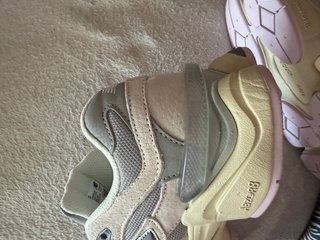 Zapatillas New Balance 9060 Beige/Gris