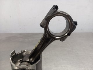 PISTON MITSUBISHI MONTERO (V60/V70) 4M41