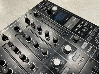 Pioneer DJM-900NXS2 + Flightcase ( 023299 )