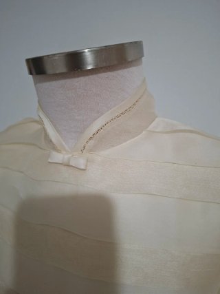 Vestido de comunión beige