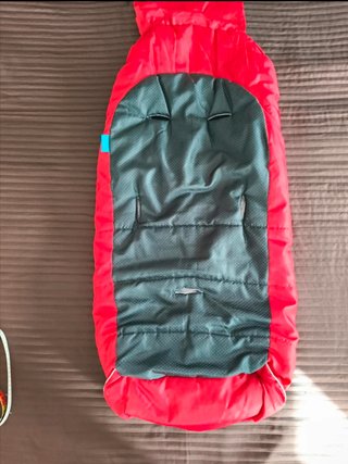 Saquito para cochecito bebé rojo