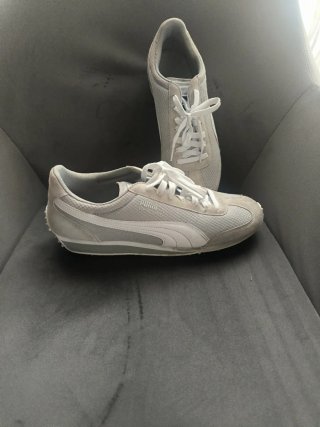Zapatillas Puma Hombre Grises y Blancas