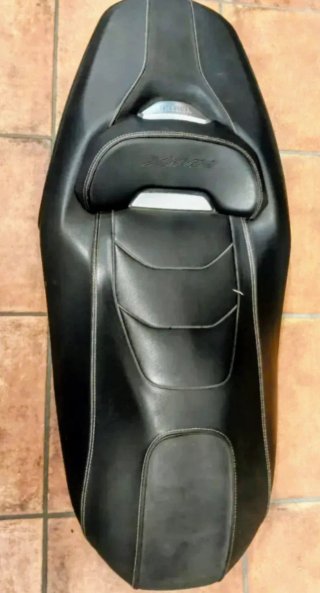 Asiento Yamaha XMax (Iron Max) 125cc 2018-2023 Neg
