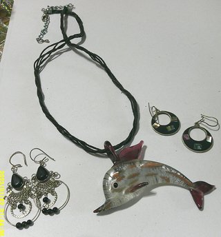 Collana con ciondolo pesce e orecchini