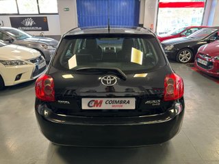 Toyota Auris 1.4 D-4D Auris