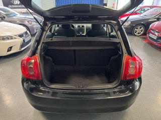 Toyota Auris 1.4 D-4D Auris