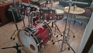 Batería Pearl Decade Maple Roja