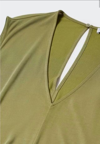 Vestido verde oliva com cinto