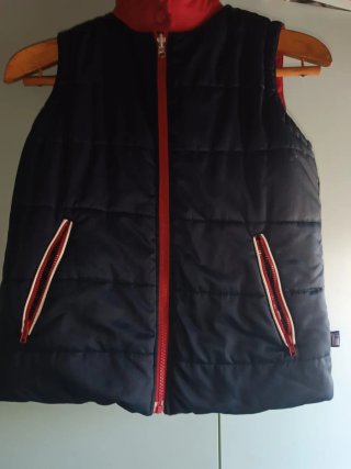 Gilet rosso 10 anni