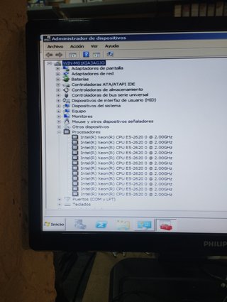 Servidor en Rack Fujitsu Primergy RX200 S7