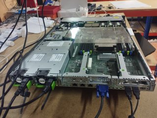 Servidor en Rack Fujitsu Primergy RX200 S7