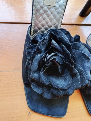 Sandalias Albano Negras Flor