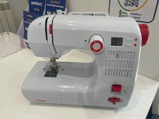 Máquina de coser Ufesa SW3003 Performance