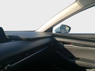 Mazda3  - Desde 353€ al mes ¡sin pagar entrada!