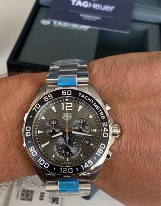 Reloj TAG Heuer Formula 1 CAZ1011.BA0842 Nuevo