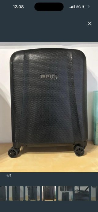 Maleta EBIC GTI Negra Tamaño: 40 x 55 x 22 cm