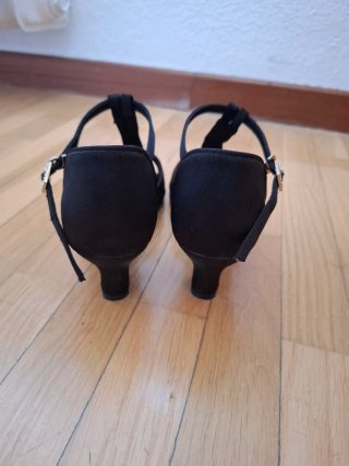 Zapatos de baile latino negros