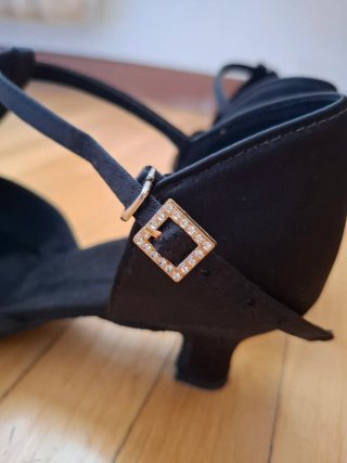 Zapatos de baile latino negros