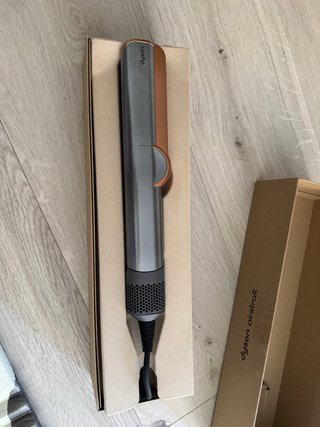 Piastra per capelli Dyson Airstrait