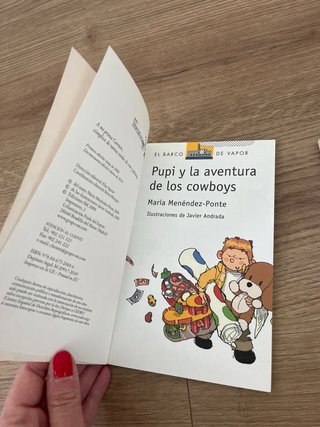 Los cuatro libros a 10 €.  Sueltos cada uno a 3€