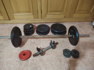 Set de pesas y barra musculación