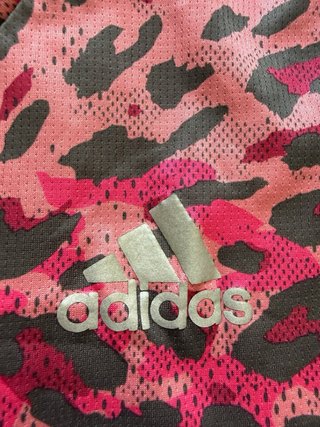 Top sportivo Adidas fantasia leopardata