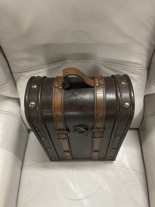 Baúl botellero vintage madera estilo cofre